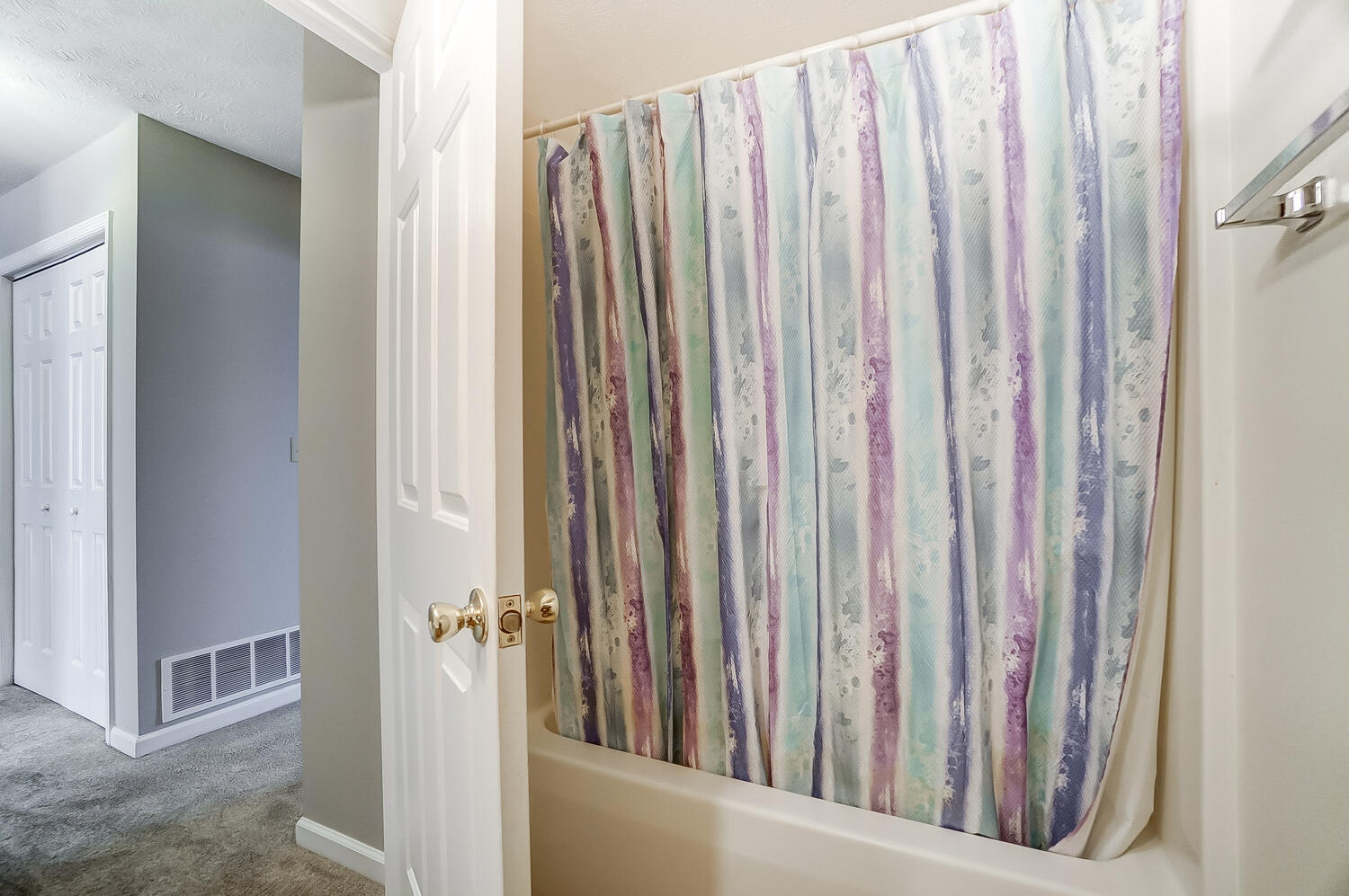 484 Ridgeview Circle East, Unit 1 Springfield, OH 45504 - Photo 28 of 32