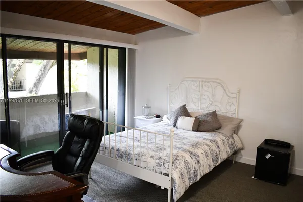 $2,800 | 19420 Northeast 26th Avenue, Unit 123D, Miami, FL 33180