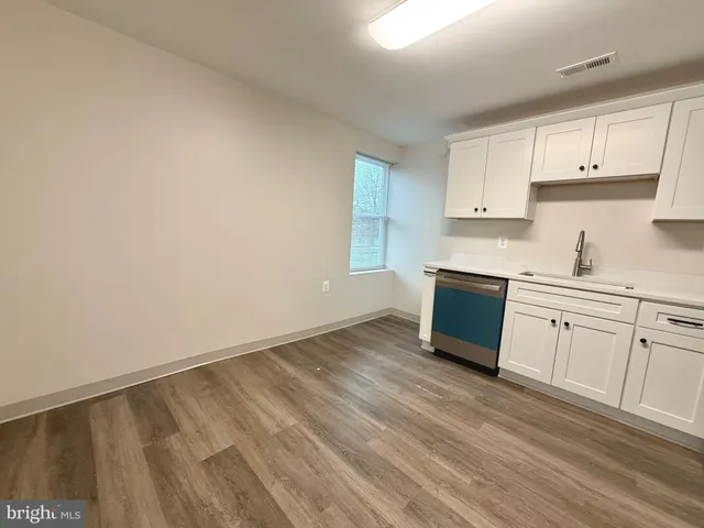 $1,950 | 21899 Three Notch Road, Unit 6, Lexington Park, MD 20653