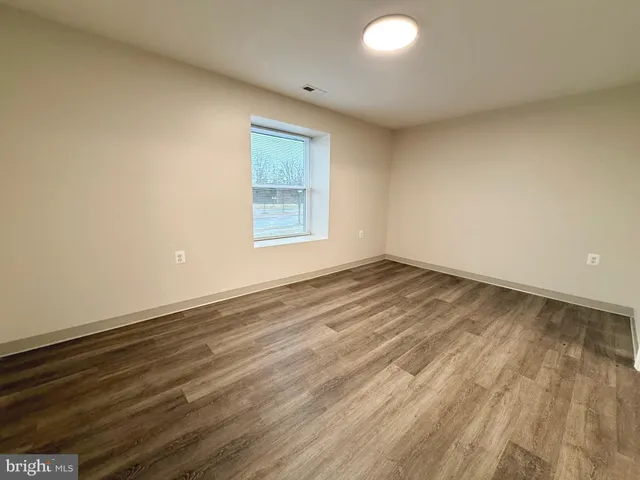 $1,950 | 21899 Three Notch Road, Unit 6, Lexington Park, MD 20653