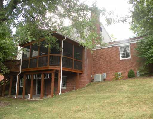 115 Ridgeview Drive Venetia, PA 15367 - Photo 18 of 18 Exterior Back.