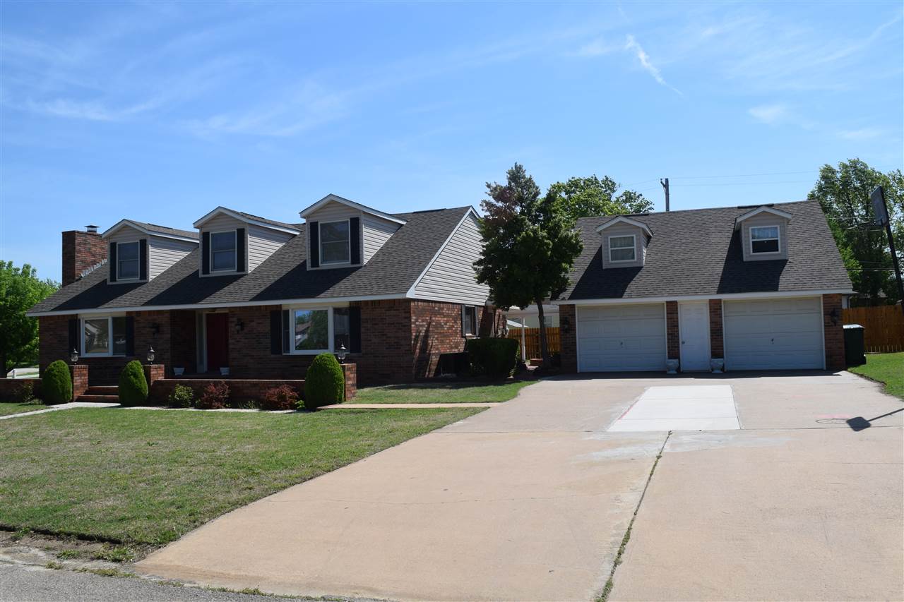 1406 North 8th Street Perry, OK 73077 - Photo 1 of 25 Gallery Image 1