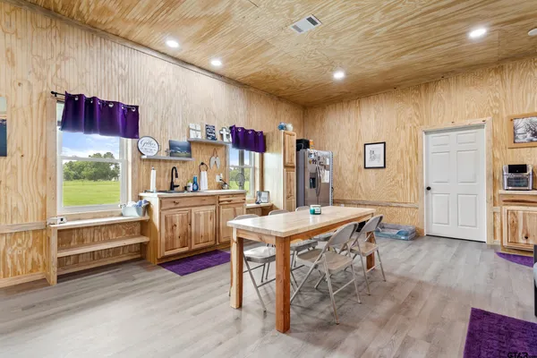 $625,000 | 8642 & 8644 S Fm 779, Alba, TX 75410