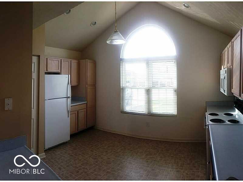 17011 Mapleton Place Westfield, IN 46074 - Photo 5 of 14