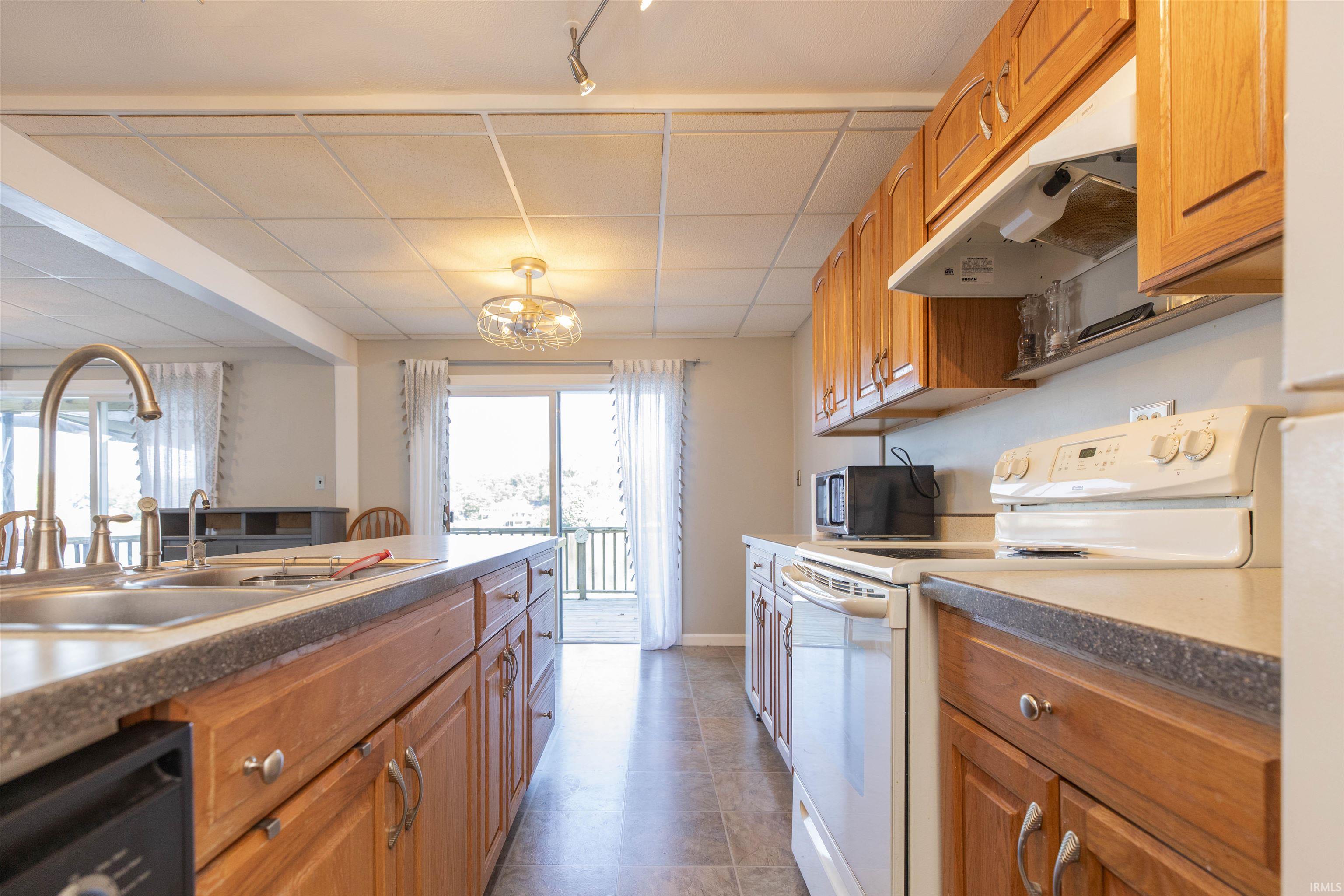 10483 Vistula Road Osceola, IN 46561 - Photo 17 of 34