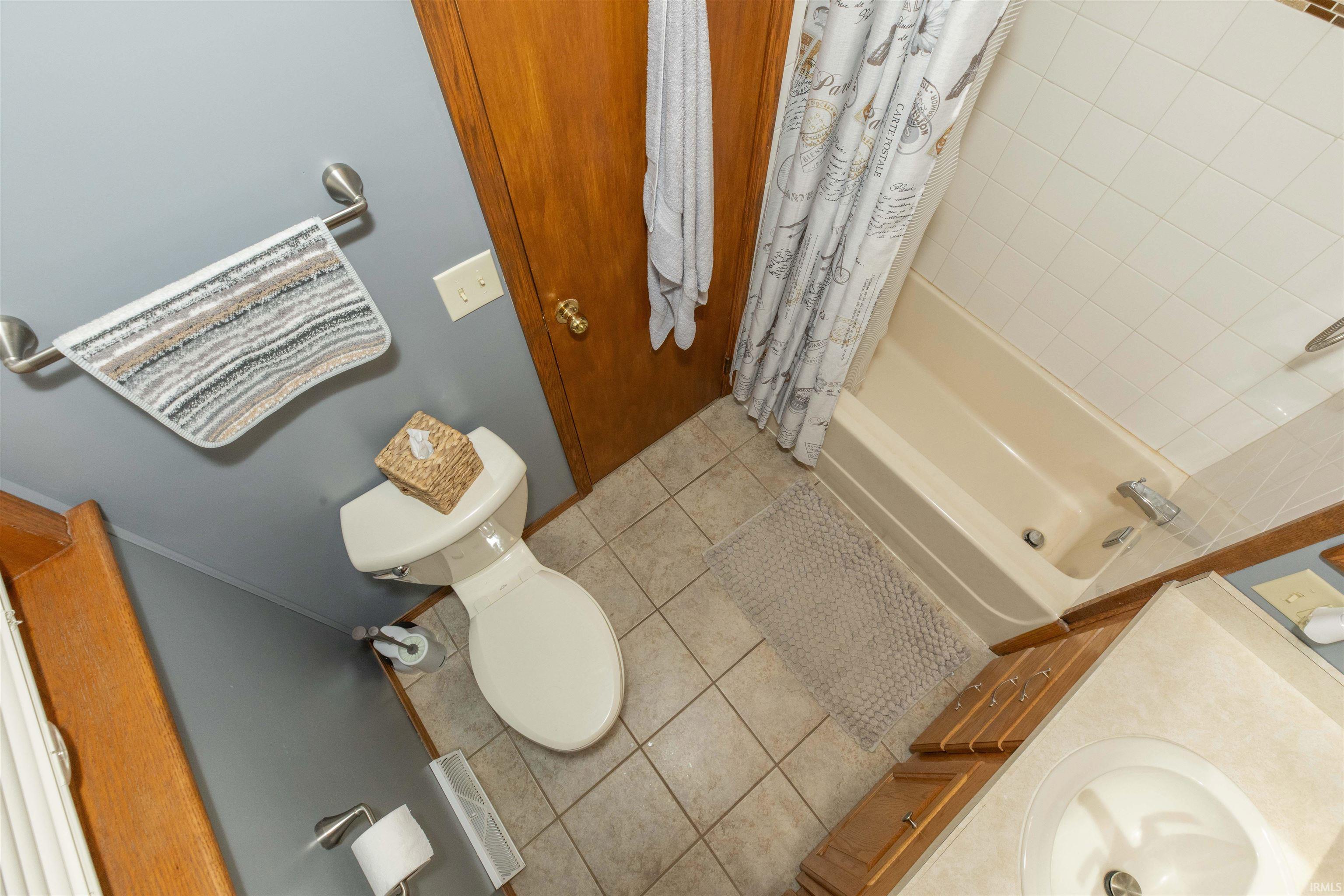 10483 Vistula Road Osceola, IN 46561 - Photo 28 of 34