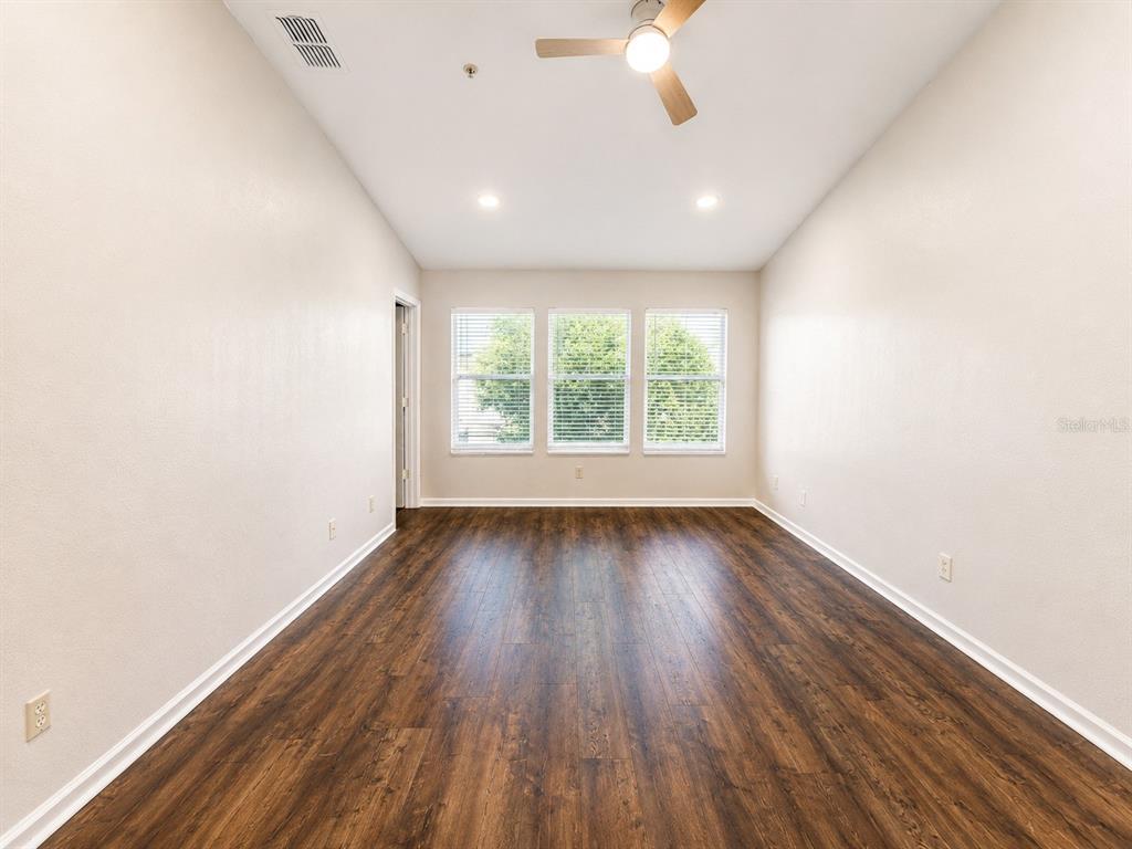 3151 Sinclair Street, Unit 104 Orlando, FL 32835 - Photo 16 of 30