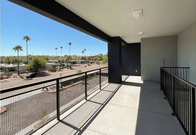 $1,995 | 12412 North Saguaro Boulevard, Unit 303, Fountain Hills, AZ 85268