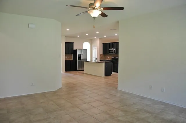 $2,100 | 3335 Jane Way, Richmond, TX 77406