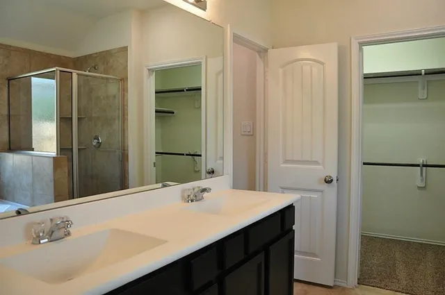 $2,100 | 3335 Jane Way, Richmond, TX 77406