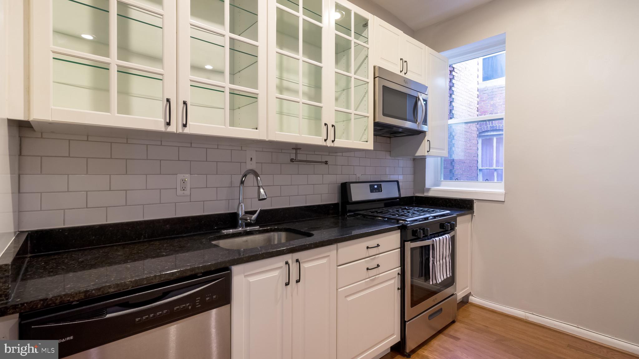 31 Todd Place Northeast Washington, DC 20002 - Photo 9 of 19 kitchen