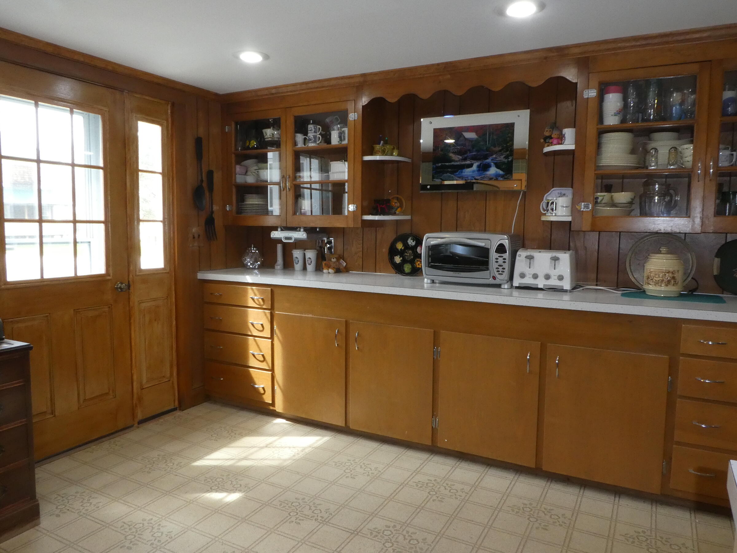 19 Bridgton Road East Baldwin, ME 04024 - Photo 10 of 27 kitchen