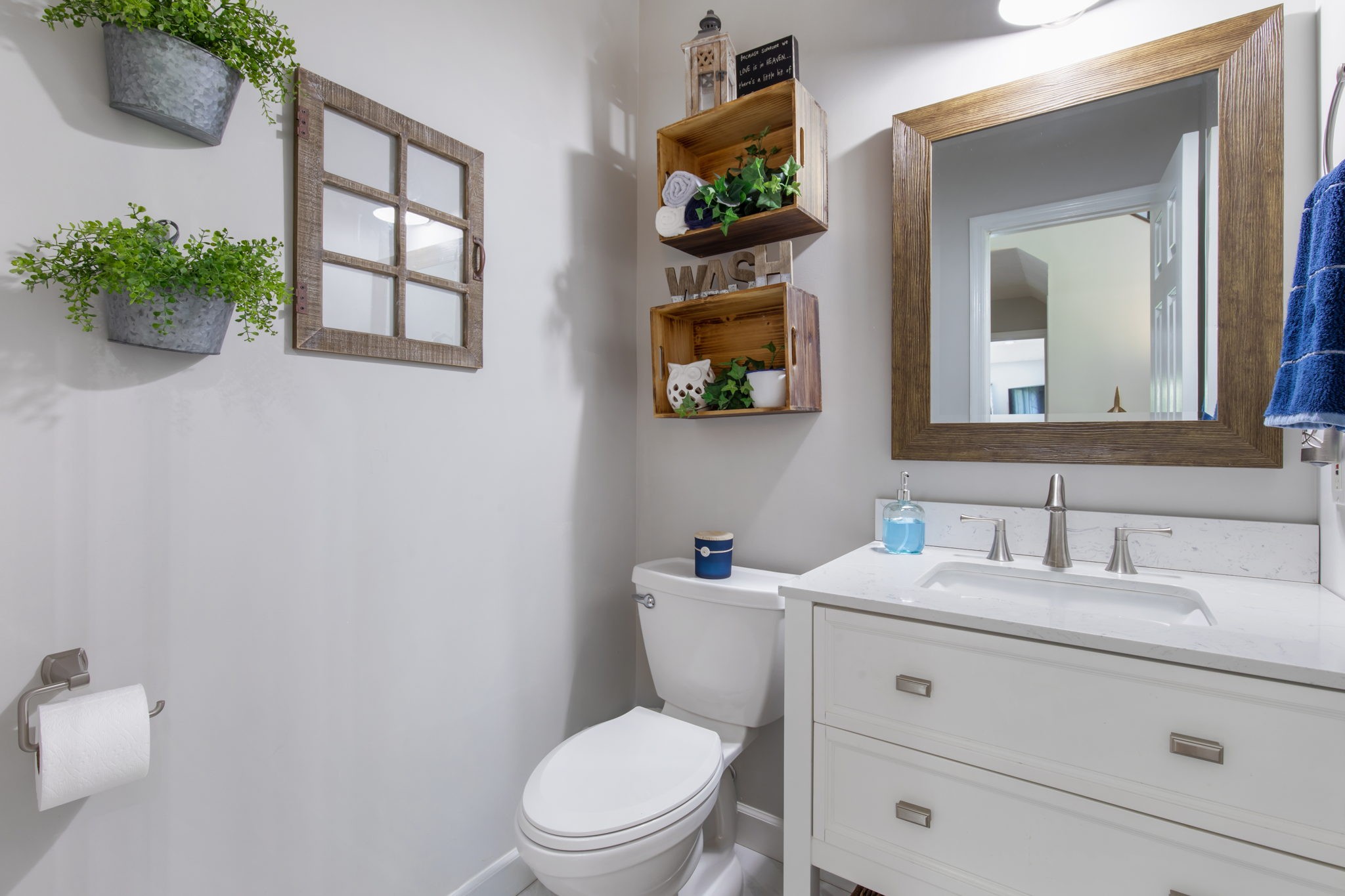 3161 Little Rock Road Eagleville, TN 37060 - Photo 14 of 56 a bathroom with a toilet a sink and mirror