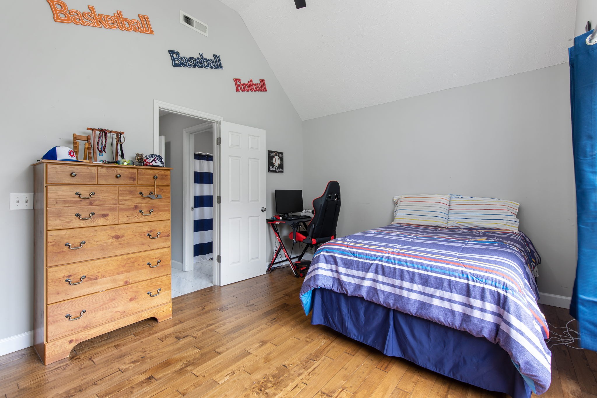 3161 Little Rock Road Eagleville, TN 37060 - Photo 29 of 56 a bedroom with a bed and closet