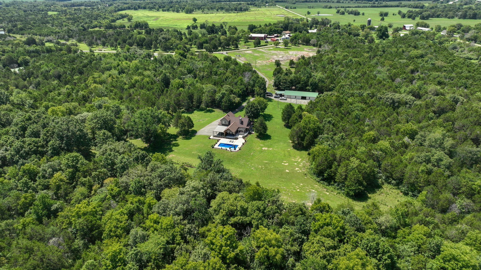 3161 Little Rock Road Eagleville, TN 37060 - Photo 44 of 56 an aerial view of a house with a yard