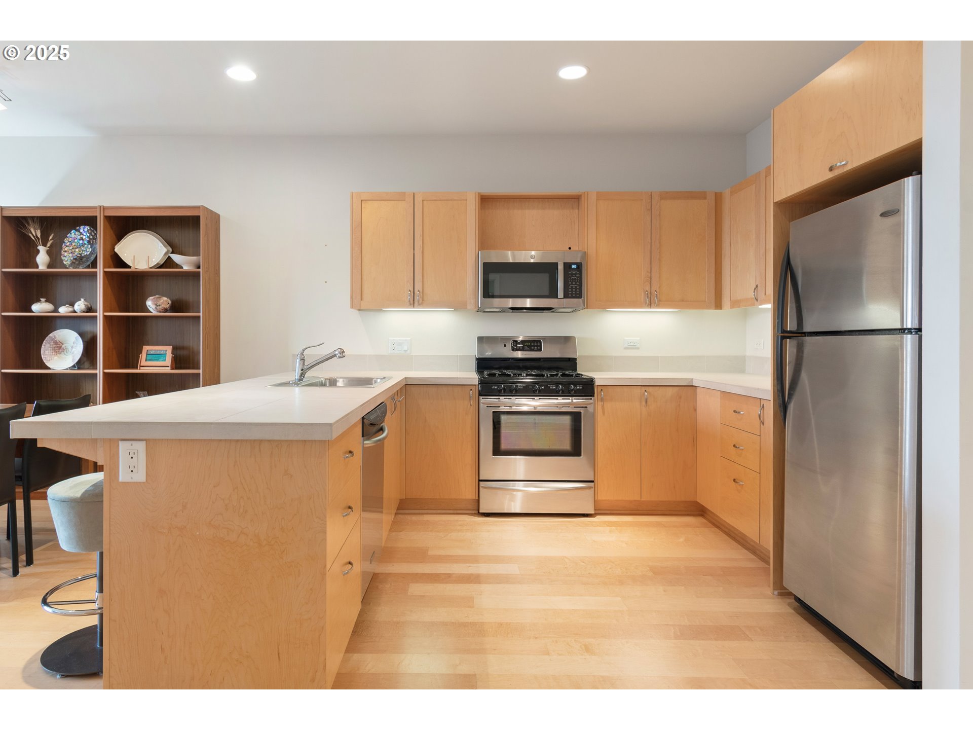 1375 Olive Street, Unit 503 Eugene, OR 97401 - Photo 11 of 29