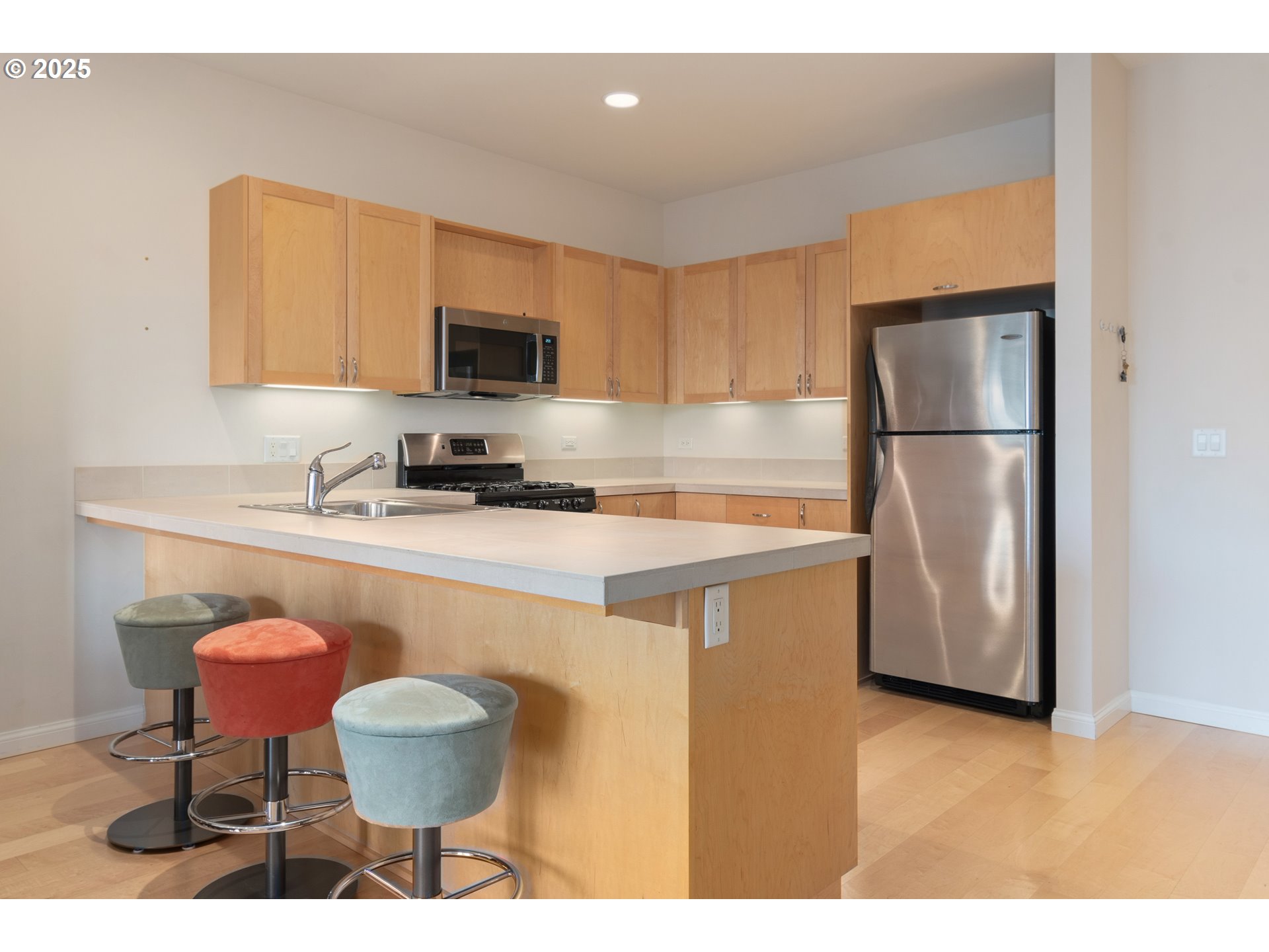 1375 Olive Street, Unit 503 Eugene, OR 97401 - Photo 10 of 29