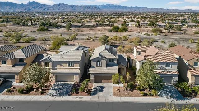 $2,000 | 8113 Celina Hills Street, Las Vegas, NV 89131