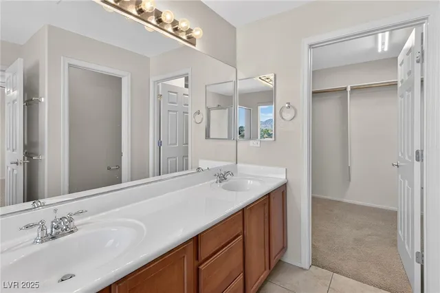 $2,000 | 8113 Celina Hills Street, Las Vegas, NV 89131