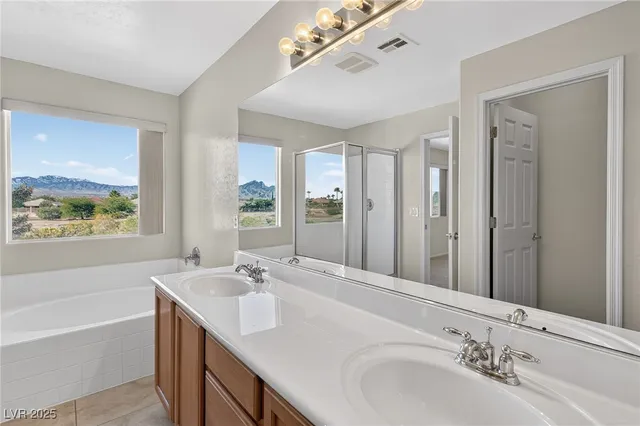 $2,000 | 8113 Celina Hills Street, Las Vegas, NV 89131