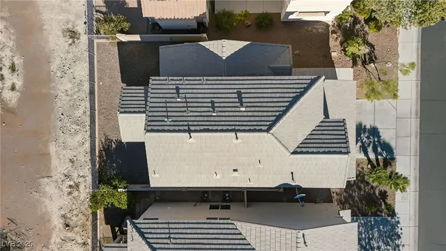 $2,000 | 8113 Celina Hills Street, Las Vegas, NV 89131