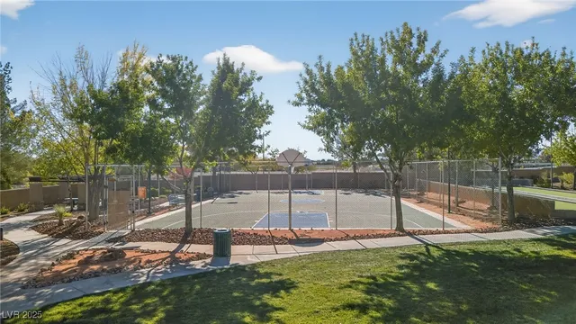 $2,000 | 8113 Celina Hills Street, Las Vegas, NV 89131