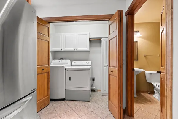 $379,900 | 1274 Bayport Terrace, Green Bay, WI 54313