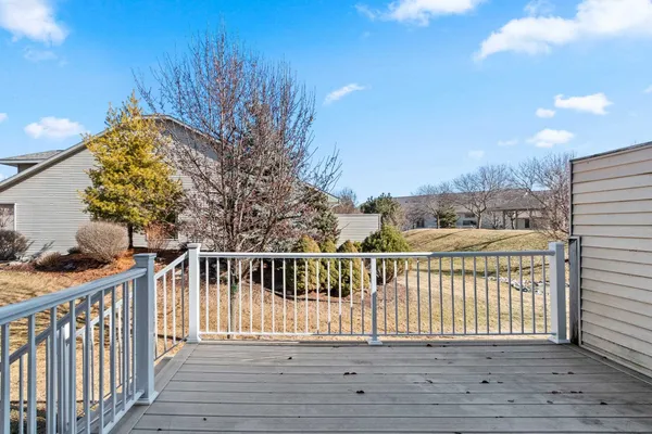 $379,900 | 1274 Bayport Terrace, Green Bay, WI 54313