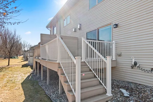 $379,900 | 1274 Bayport Terrace, Green Bay, WI 54313