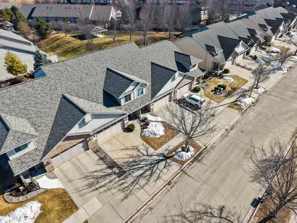 $379,900 | 1274 Bayport Terrace, Green Bay, WI 54313