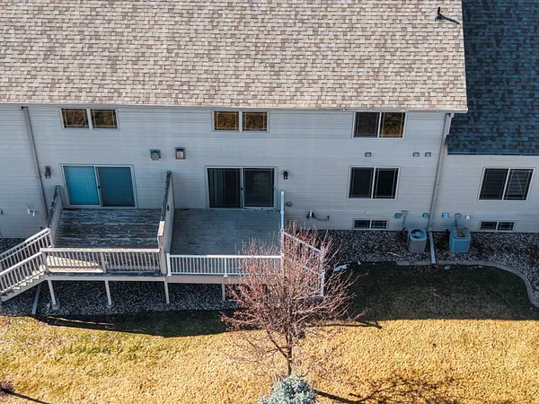 $379,900 | 1274 Bayport Terrace, Green Bay, WI 54313