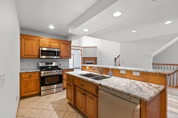 $379,900 | 1274 Bayport Terrace, Green Bay, WI 54313