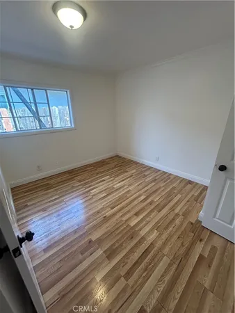 $2,200 | 3718 East 15th Street, Long Beach, CA 90804