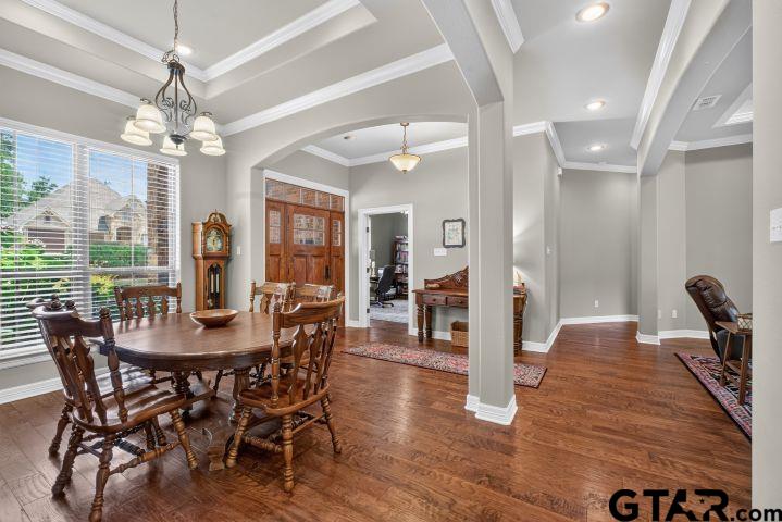 2000 Winding Run Lane Longview, TX 75605 - Photo 6 of 42