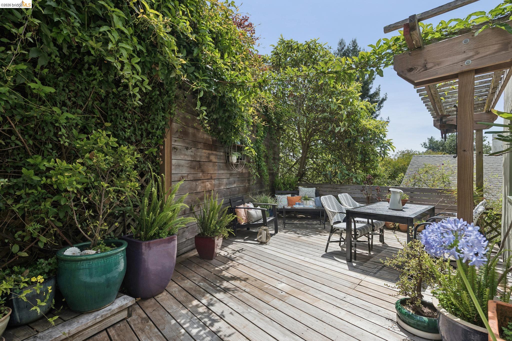 2370 Marin Avenue Berkeley, CA 94708 - Photo 19 of 44