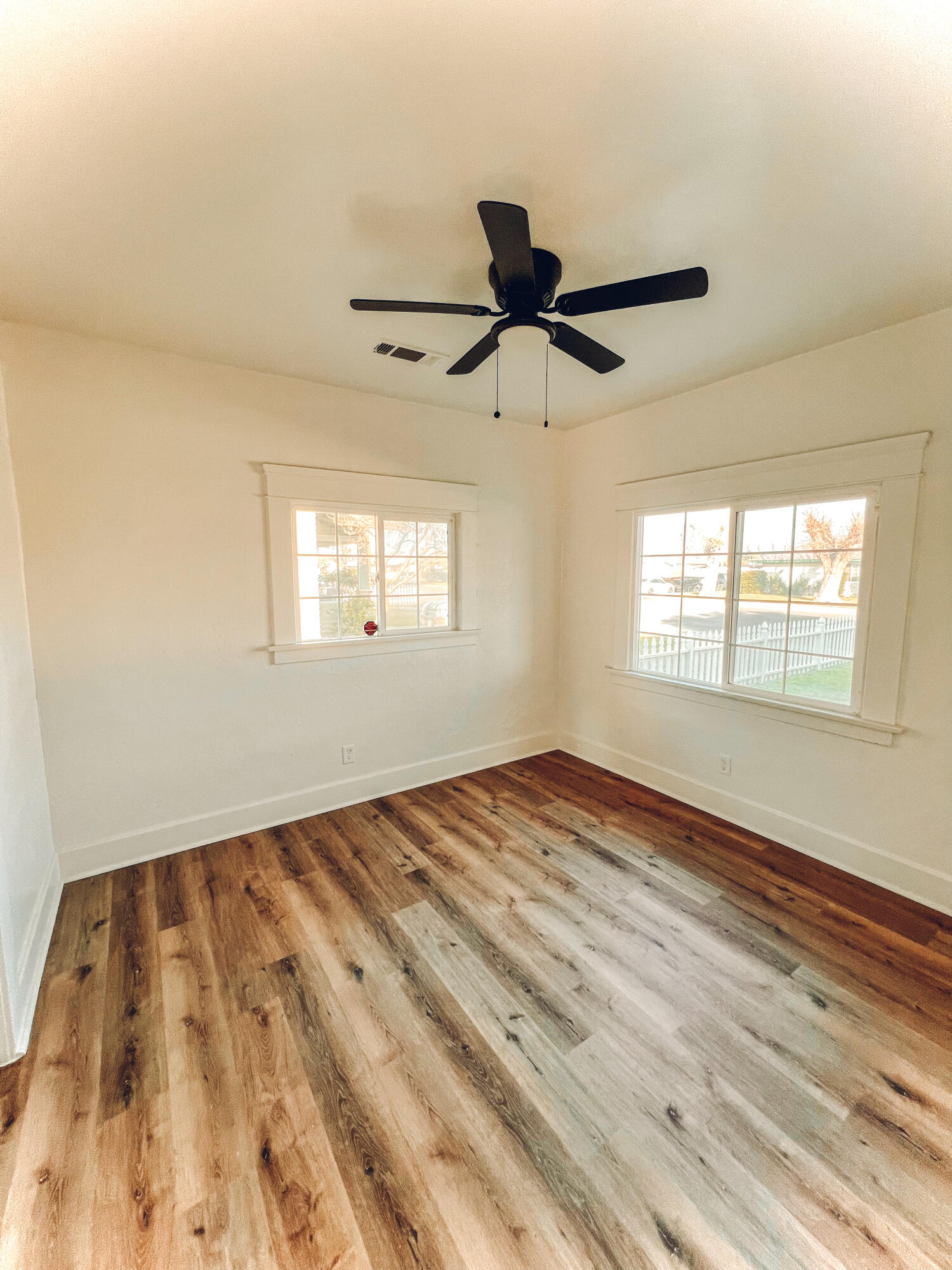 506 Channing Way Exeter, CA 93221 - Photo 10 of 12 4F689954-DAF8-4178-89D3-B11C3B42CAE1