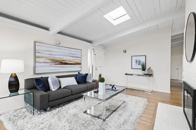 $2,995,000 | 3866 Corina Way, Palo Alto, CA 94303