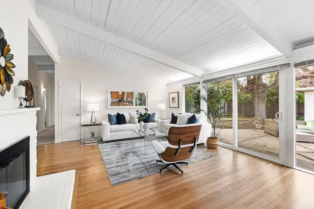 $2,995,000 | 3866 Corina Way, Palo Alto, CA 94303