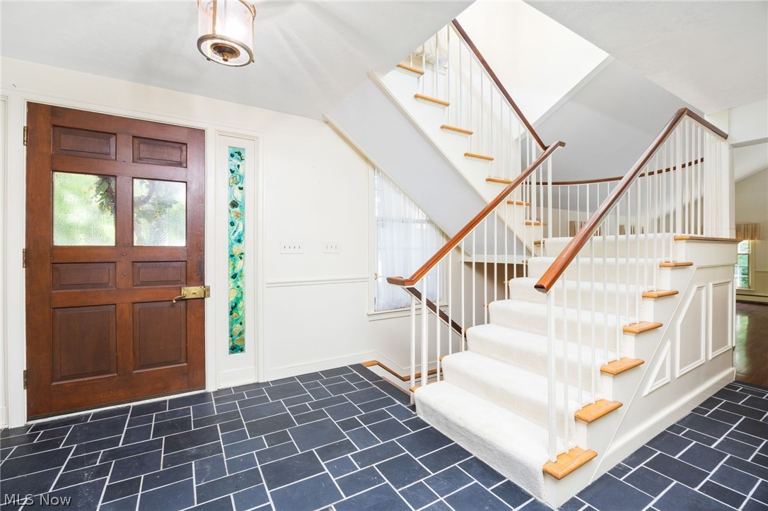 10124 Barr Road Brecksville, OH 44141 - Photo 7 of 46