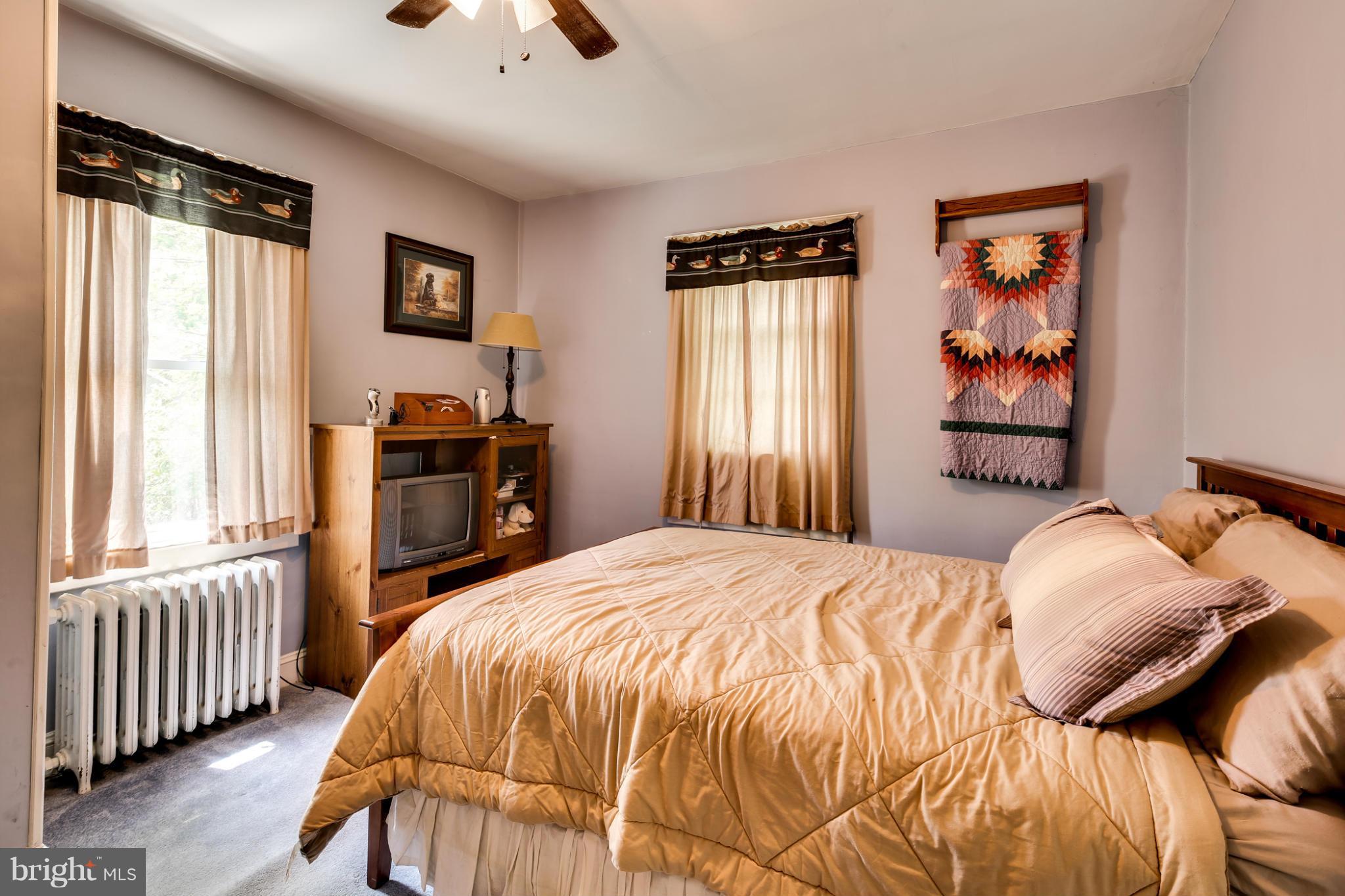 616 Meadow Road Baltimore, MD 21206 - Photo 11 of 26 Bedroom