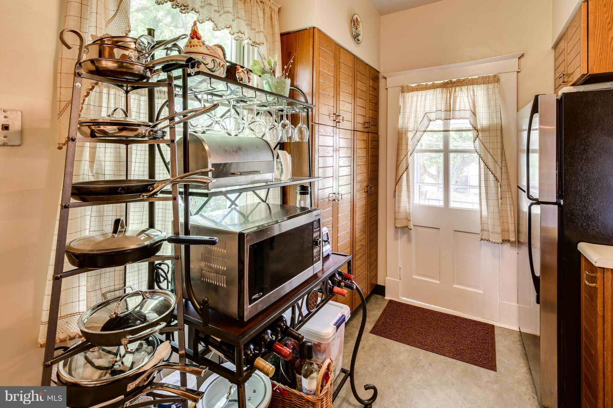 616 Meadow Road Baltimore, MD 21206 - Photo 18 of 26 Kitchen