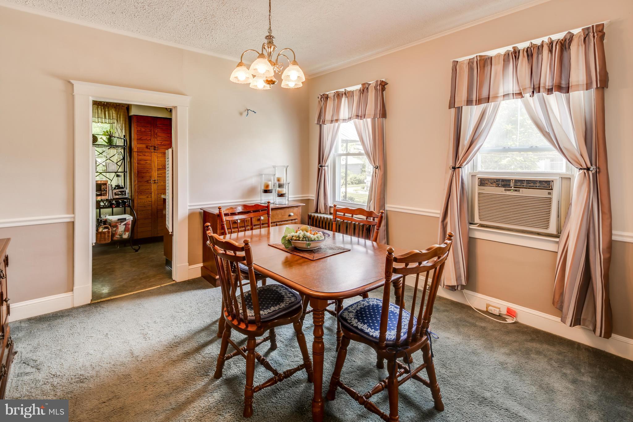 616 Meadow Road Baltimore, MD 21206 - Photo 5 of 26 Dining Room