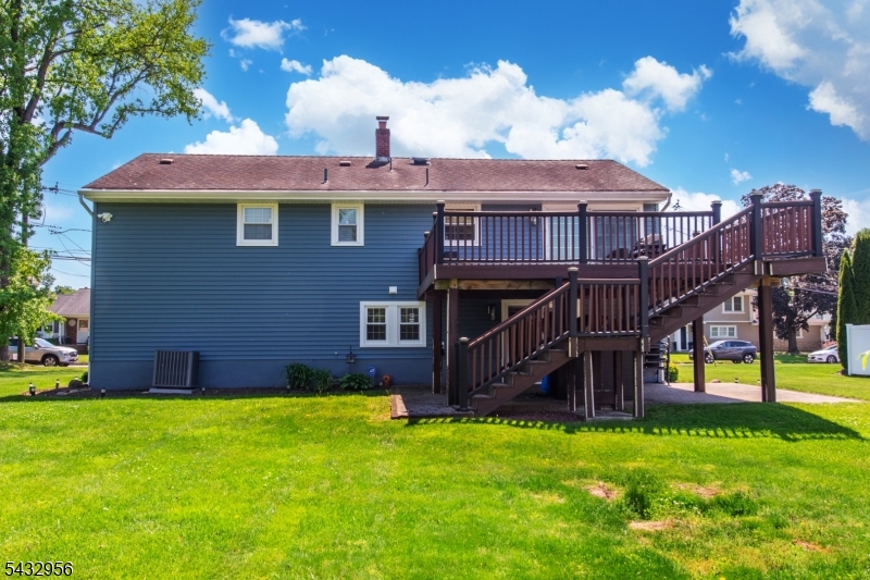 3 Knoll Road Fairfield, NJ 07004 - Photo 36 of 38