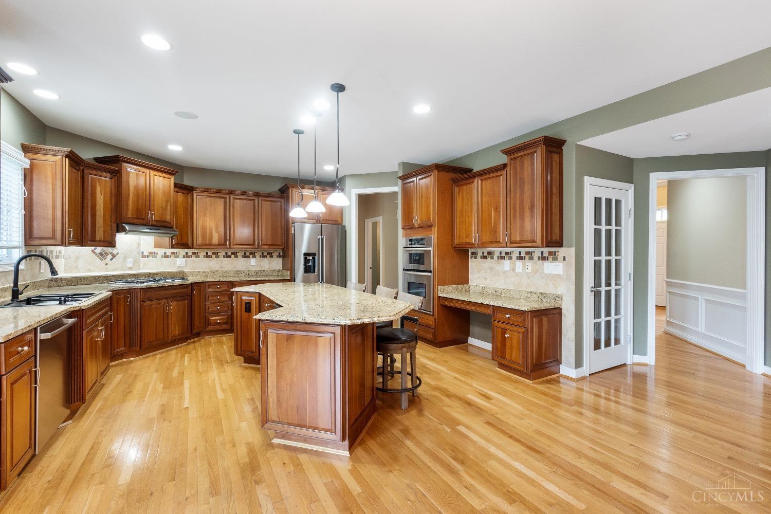7808 Ingrams Ridge Drive Cincinnati, OH 45244 - Photo 11 of 68