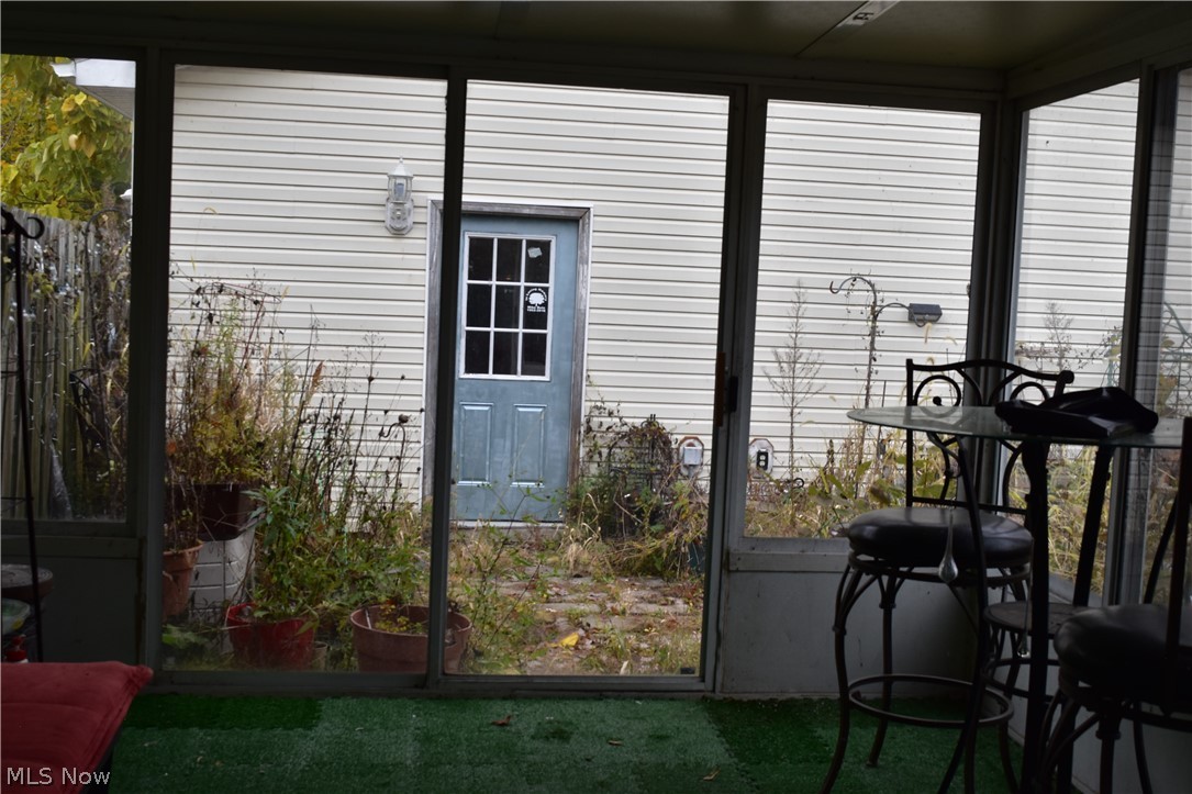 9797 Mentor Road Chardon, OH 44024 - Photo 7 of 11
