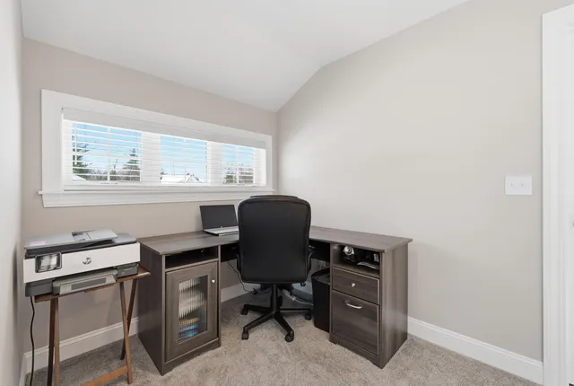 $799,999 | 47 Clover Lane, Londonderry, NH 03053