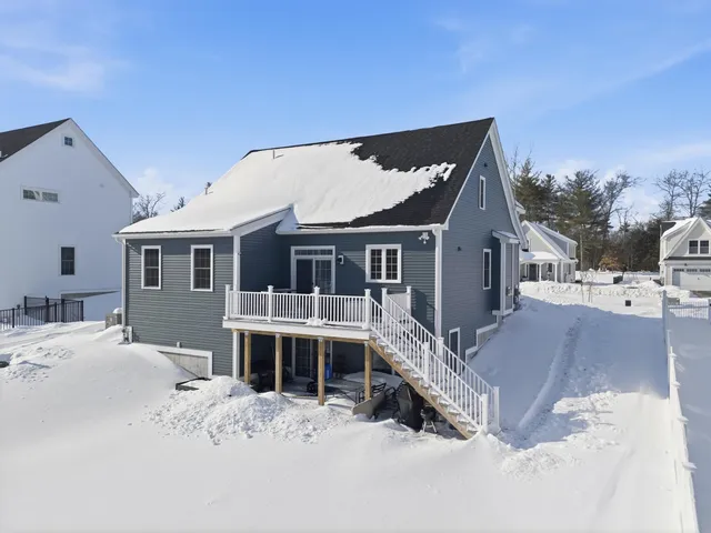 $799,999 | 47 Clover Lane, Londonderry, NH 03053