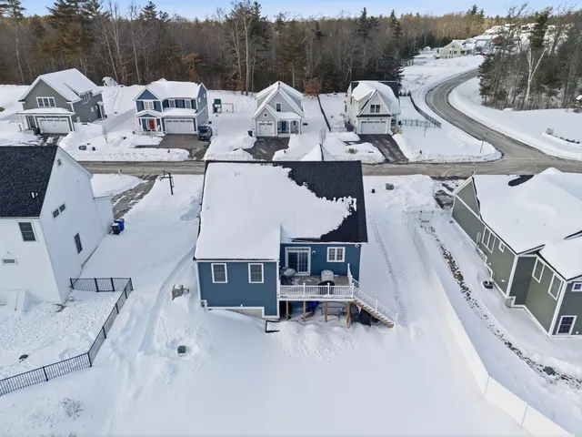 $799,999 | 47 Clover Lane, Londonderry, NH 03053