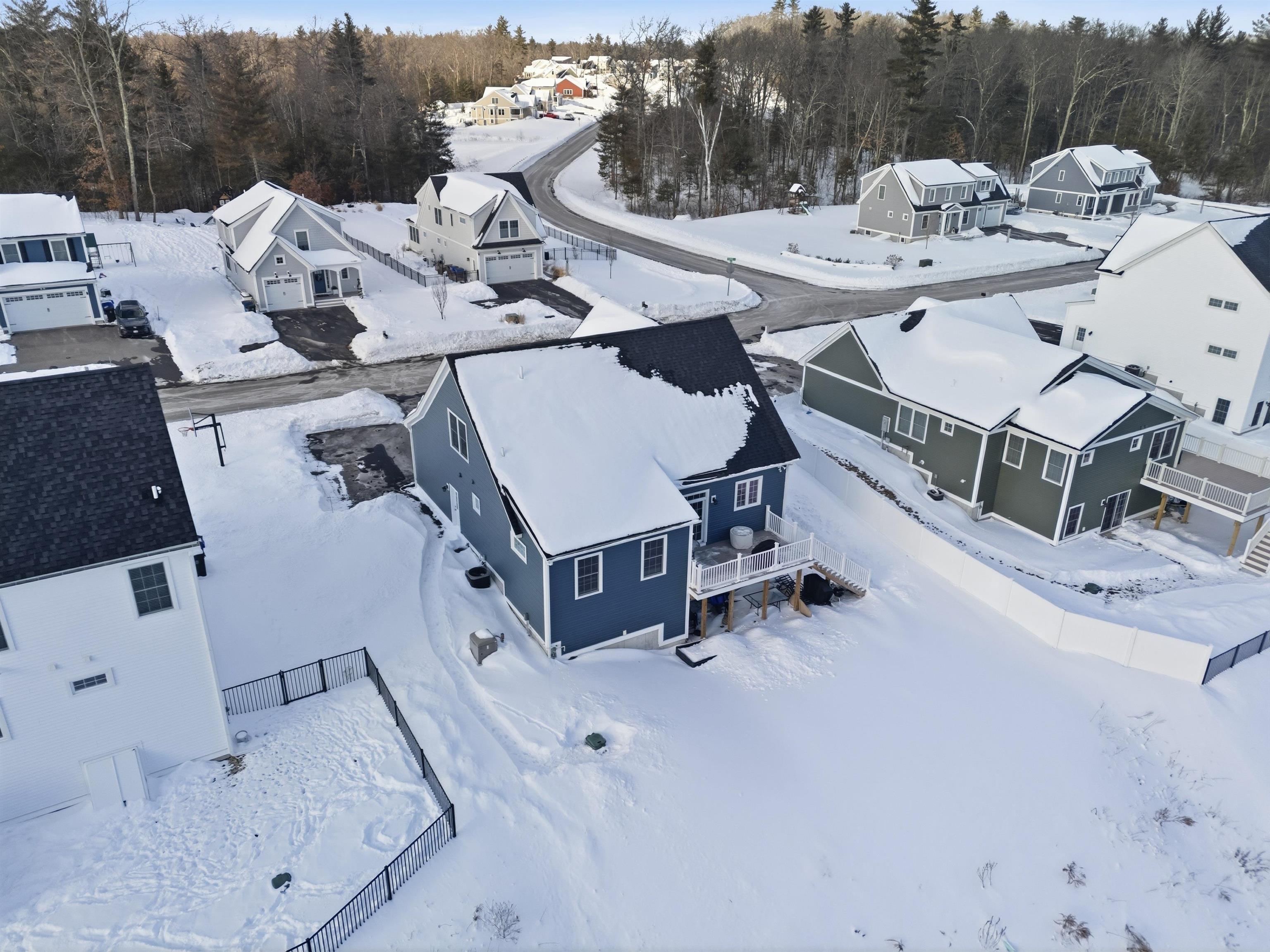 47 Clover Lane Londonderry, NH 03053 - Photo 52 of 56
