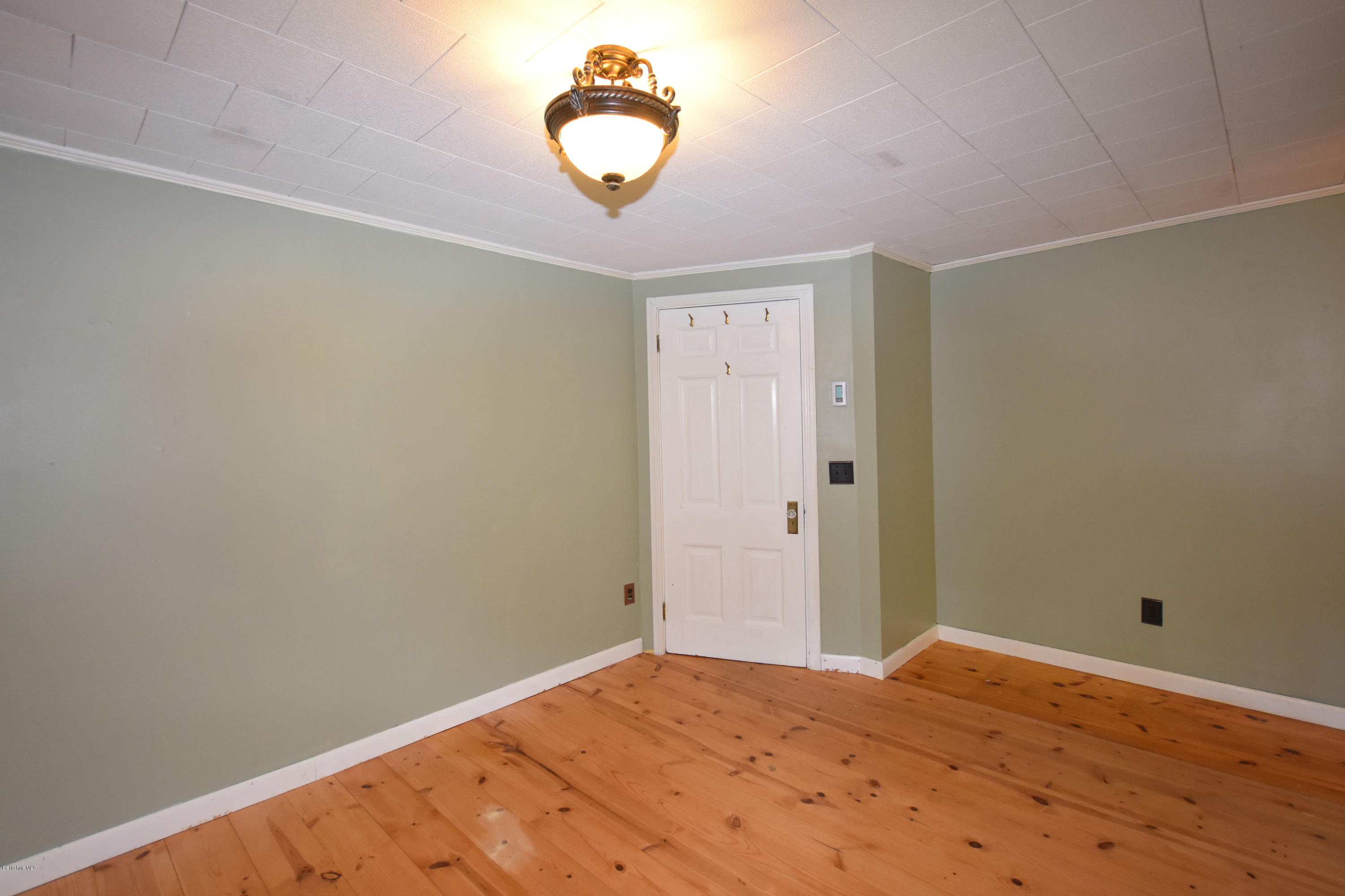 834 George Carter Road Becket, MA 01223 - Photo 33 of 61 a view of empty room